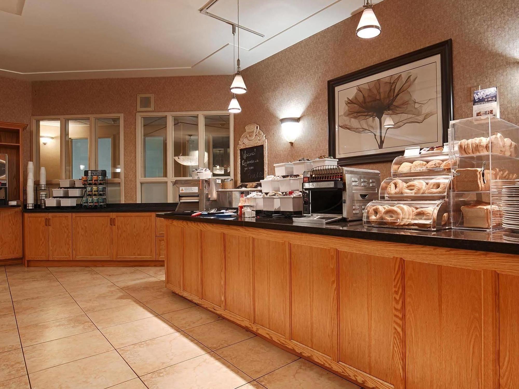 Best Western Belleville Exterior photo